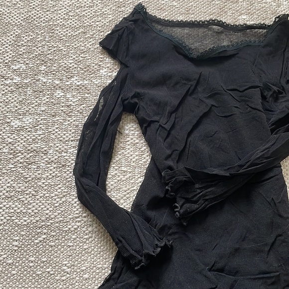 Laced Mesh Shoulder Cut Crop Top Long Sleeve Blouse See Through - Picture 4 of 5